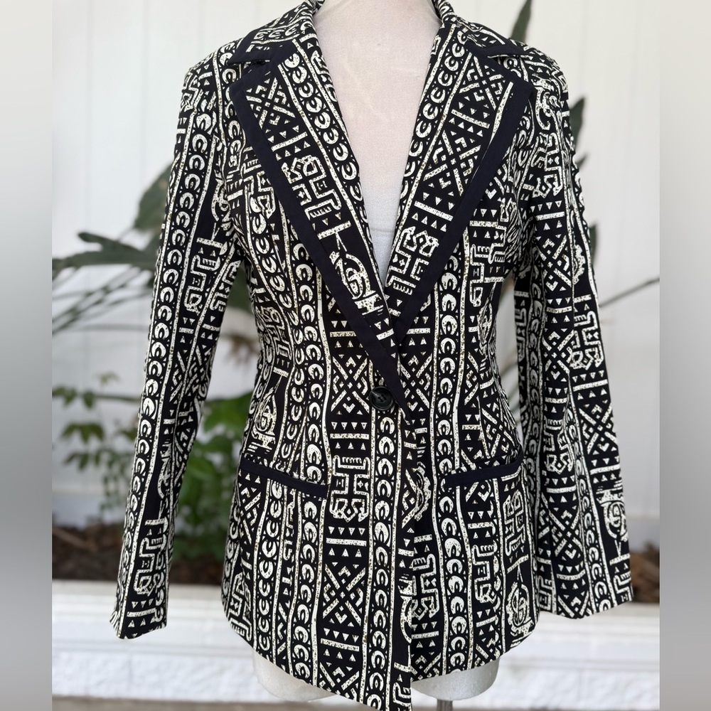 Black and White , and mustard Patterned tuxedo style Jacket elegant blazer - Picture 1 of 13